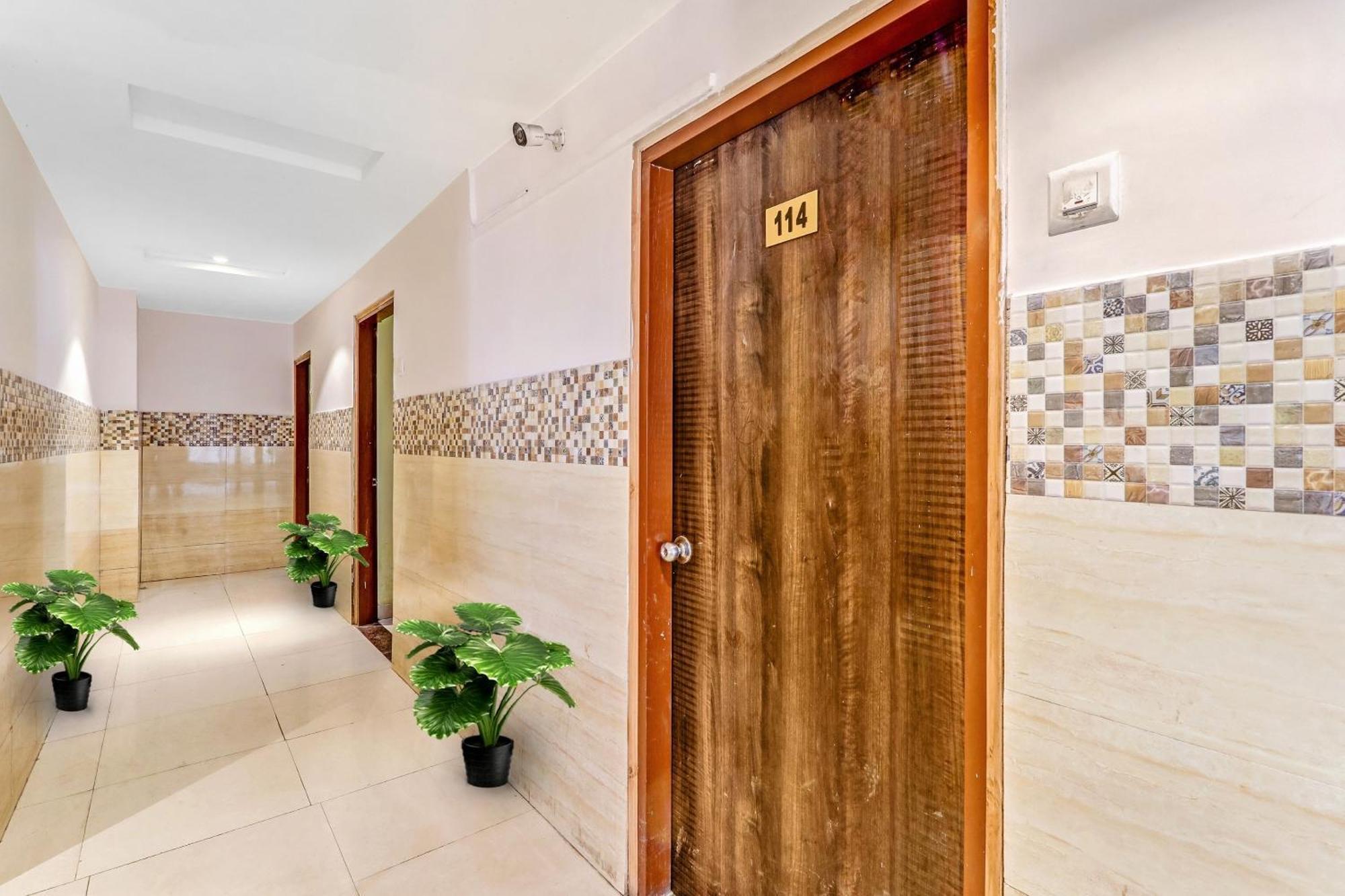 Hotel O Govind Guest House Gorakhpur Extérieur photo